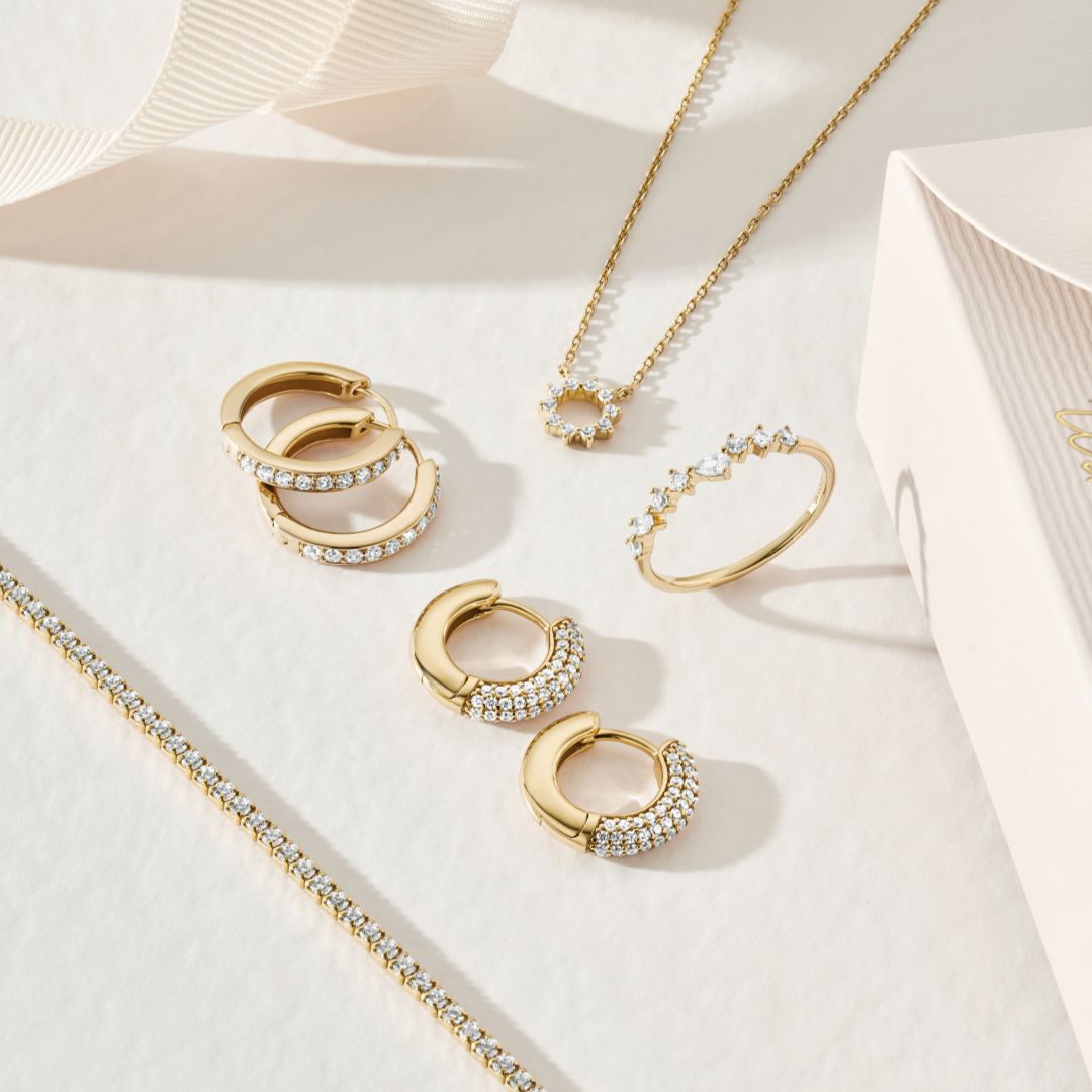 Gold-Tone Crystal-Style Mixed Cluster Ring