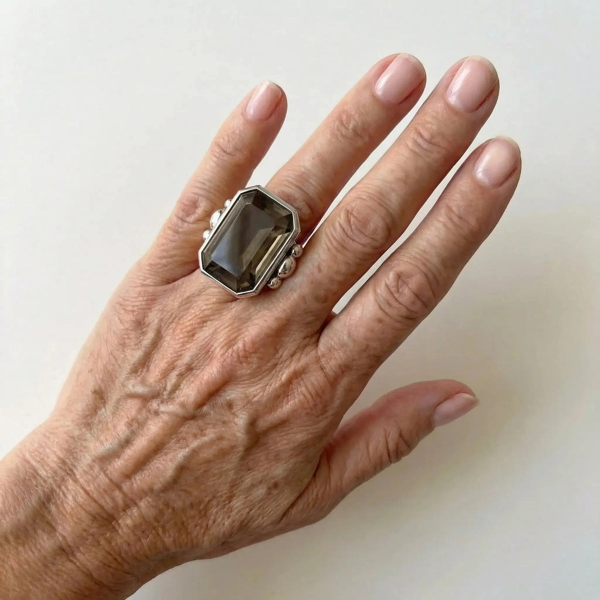 Marique Vintage Noir Crystal-Style Statement Ring