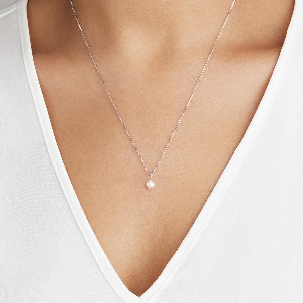 White Gold-Tone Single Pearl-Style Necklace