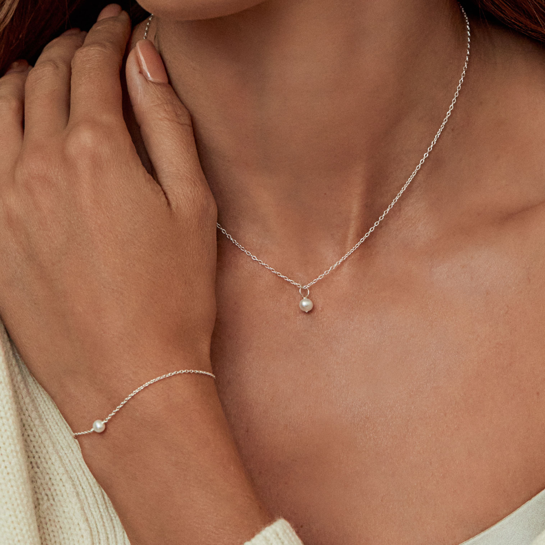 Silver-Tone Single Pearl-Style Bracelet