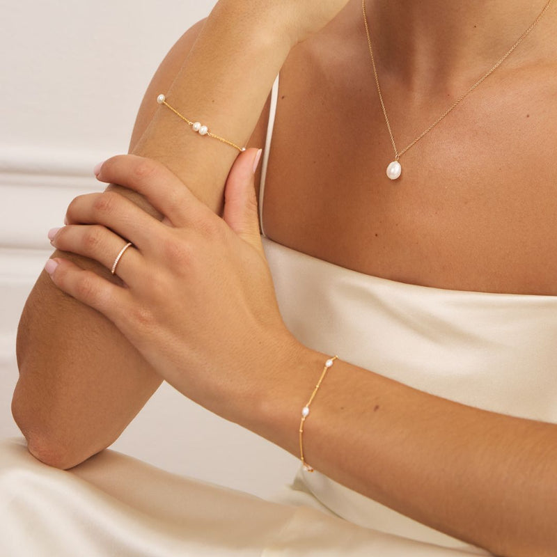 Rose Gold Six Pearl Bracelet