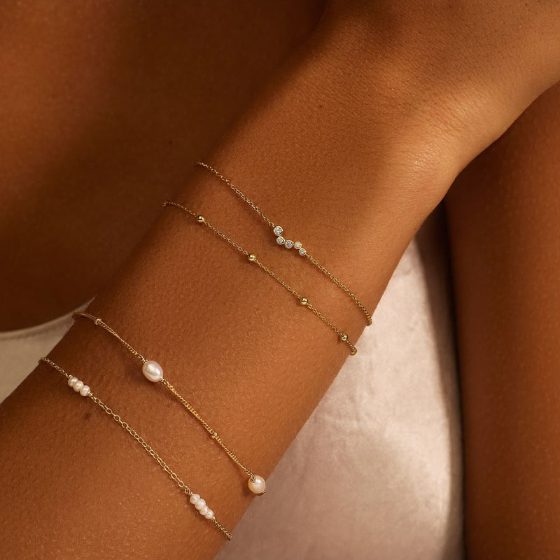 Rose Gold Mini Pearl Bracelet