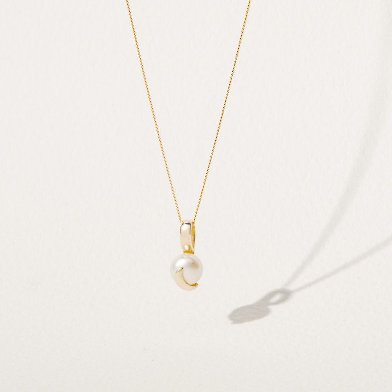 Solid Gold Pearl Necklace