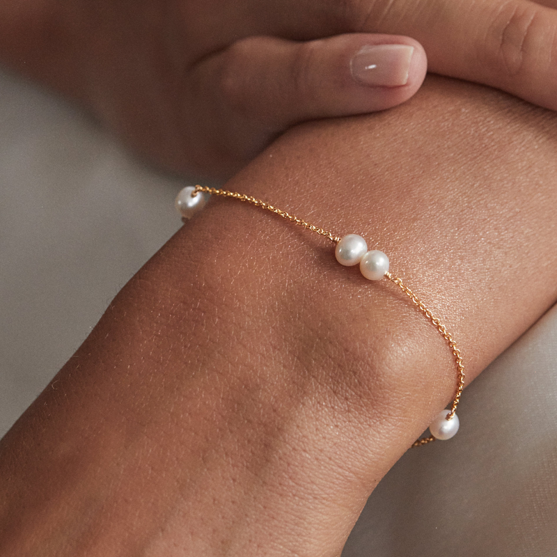 Rose Gold Six Pearl Bracelet