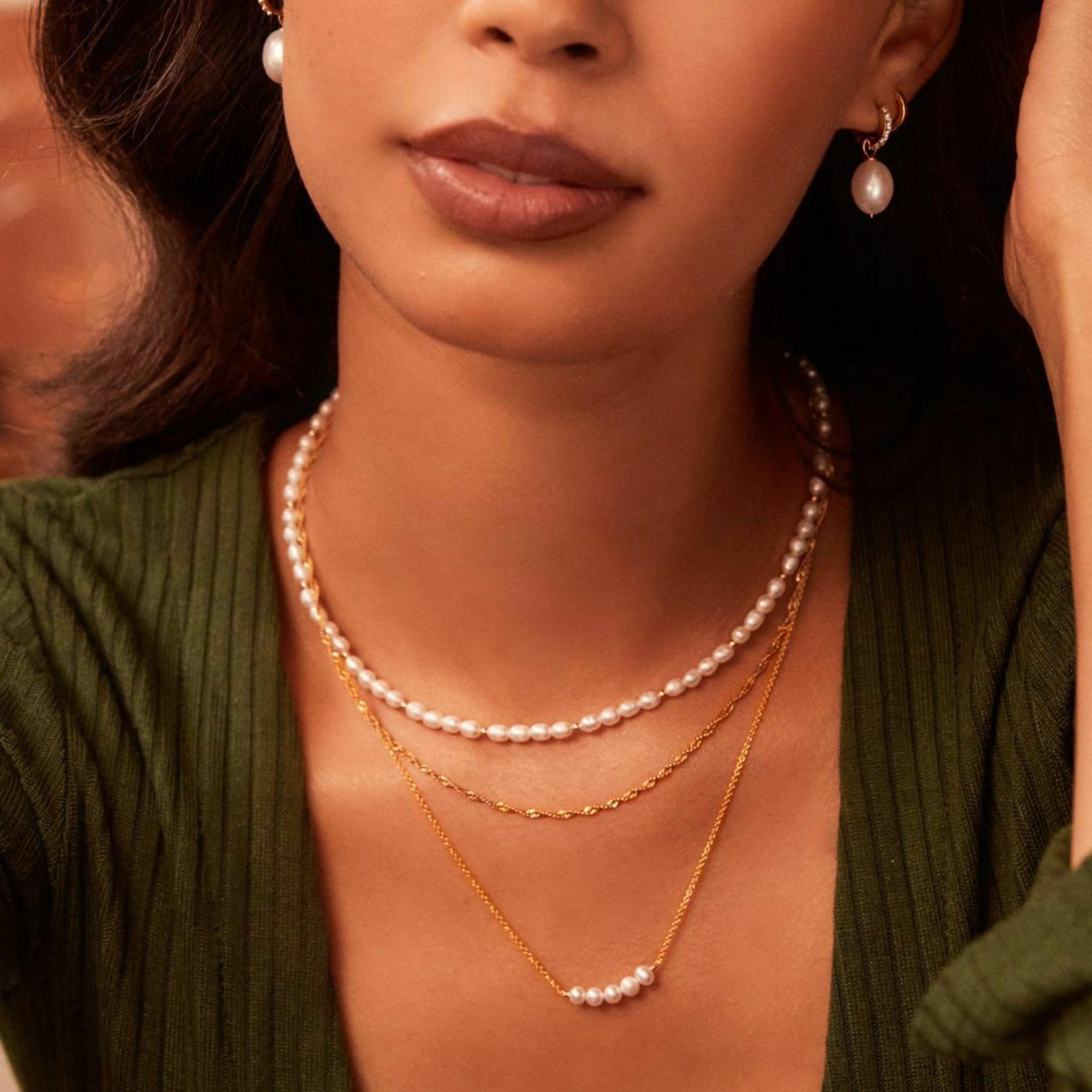 Gold-Tone Beaded Seed Pearl-Style Choker