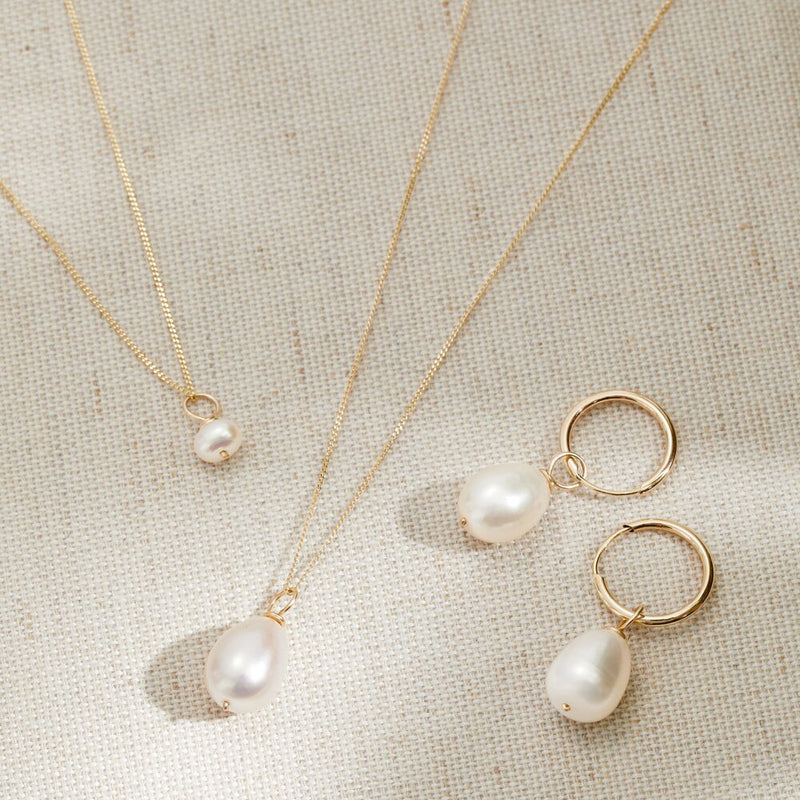 Gold Single Pearl Necklace