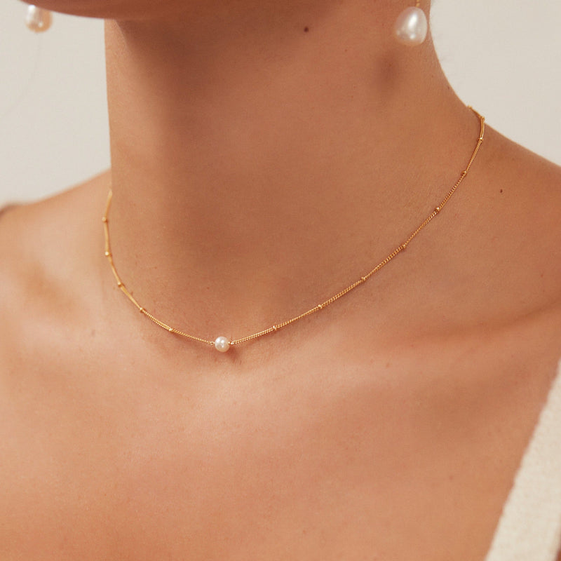 Silver Satellite Single Pearl Choker