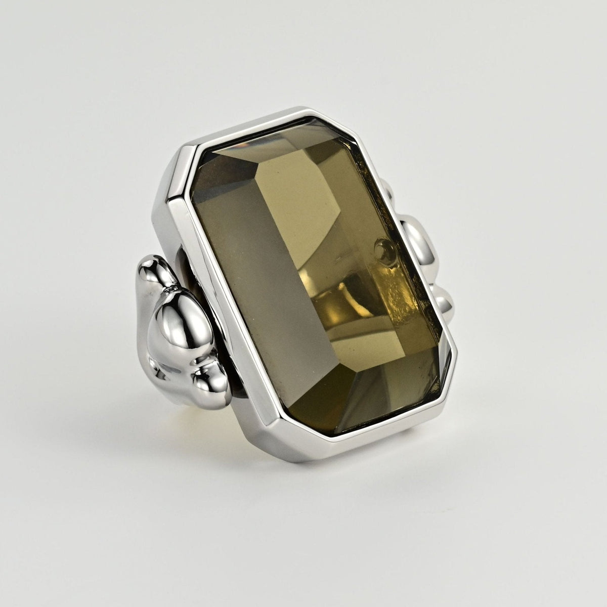 Marique Vintage Noir Crystal-Style Statement Ring