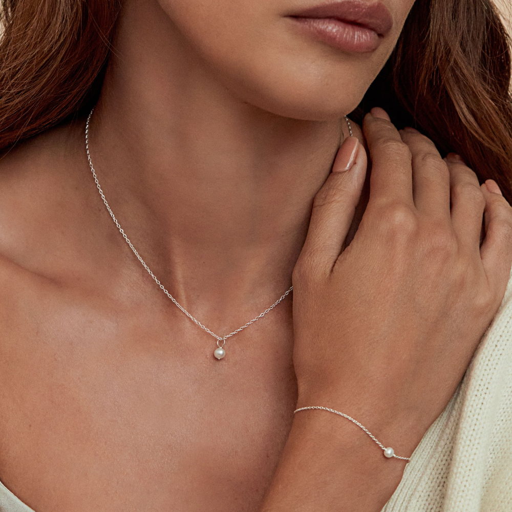 White Gold-Tone Single Pearl-Style Necklace
