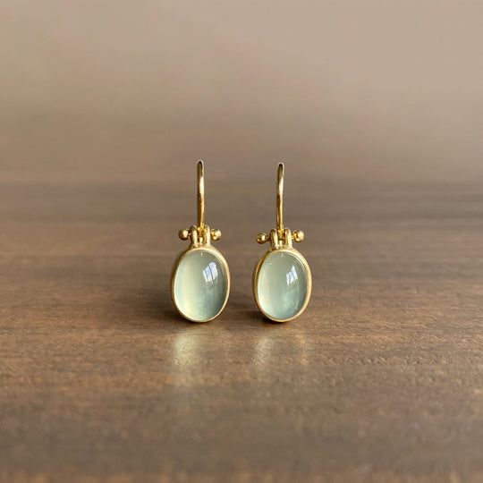 Vintage Moonstone-Style Drop Earrings in Gold-Tone
