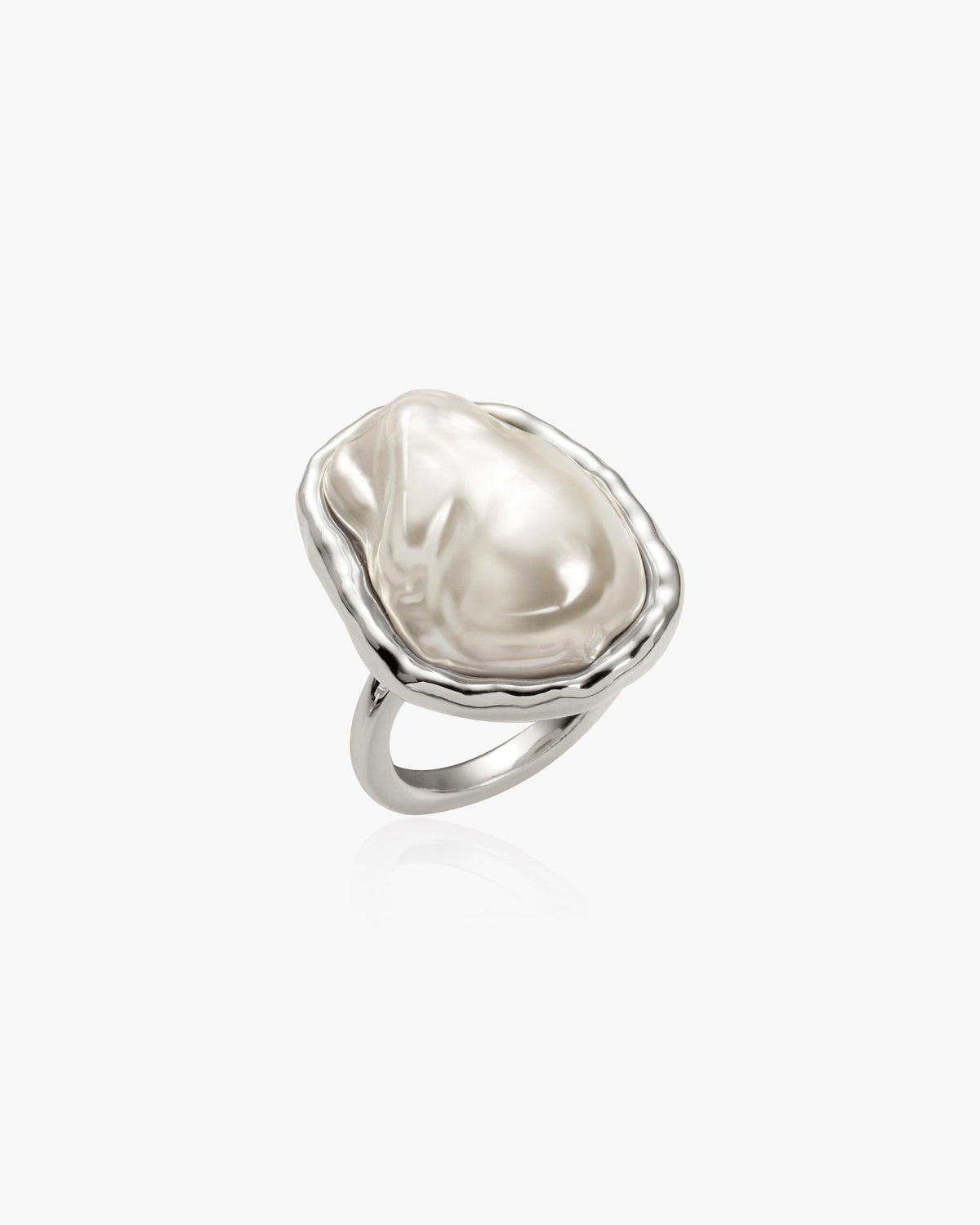 Wonder Pearl-Style Statement Ring – Silver-Tone Organic-Inspired Design